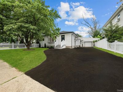9 Grayston Street, Westbury, NY, 11590