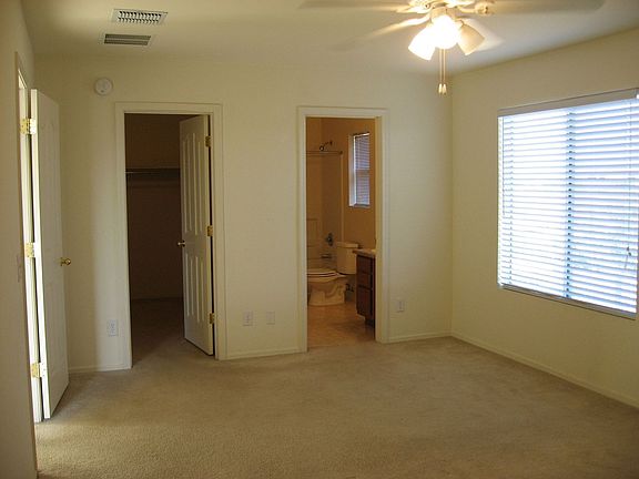 Master Bedrom