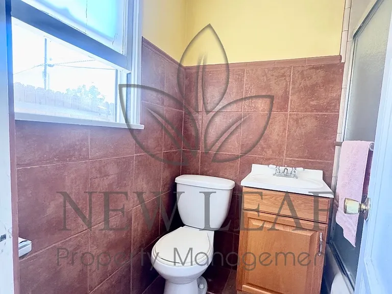 232 S Bush St #1 — Photo 7