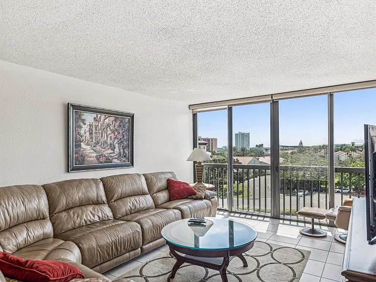 255 Dolphin Point #501 — Photo 4