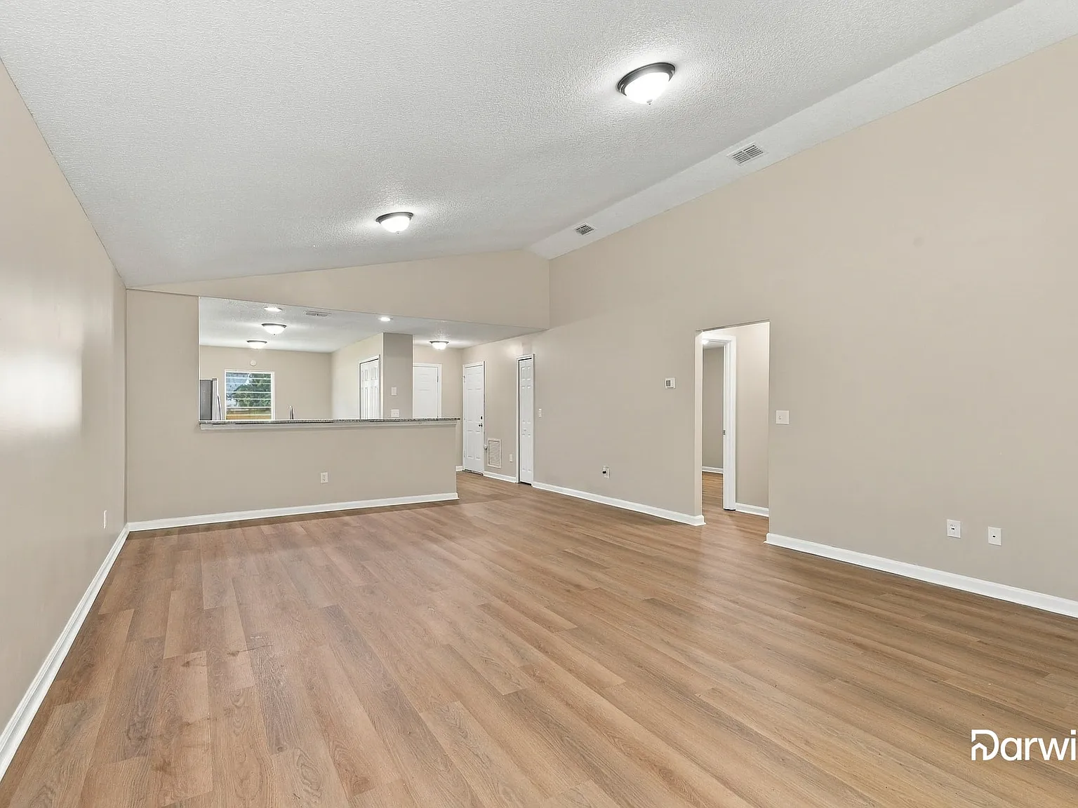 3 bed, 2.0 bath, 1512 sqft, $1,495 — Photo 4