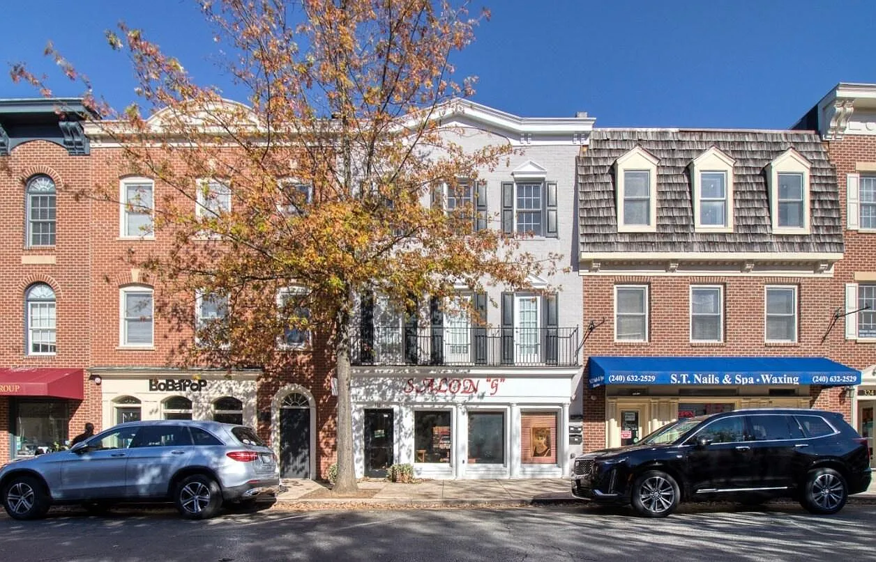 1 bed, 1200 sqft, $2,500 — Photo 1