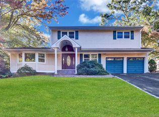 4 Stony Wood Rd, East Setauket, NY 11733