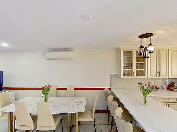5th image of 6552 Alderton St