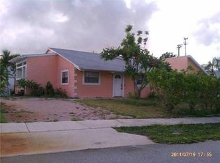 2210 NE 3rd Ave, Delray Beach, FL 33444