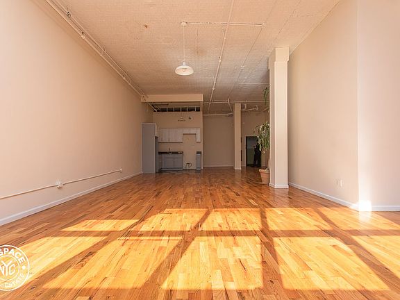 4th image of 255 McKibben St APT 205