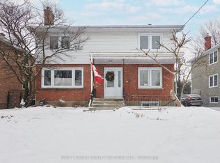 1366 Kingston Ave, Ottawa, ON K1Z8L2