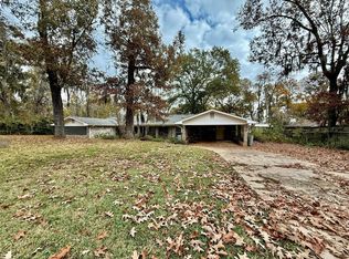 321 Evangeline Dr, Elm Grove, LA 71051