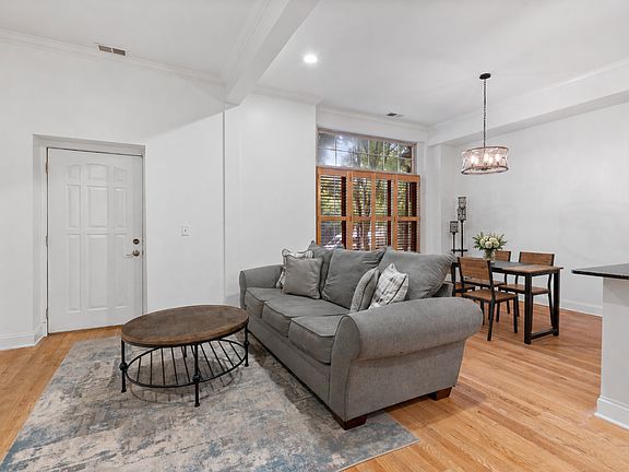 3rd image of 2729 W Washington Blvd #2