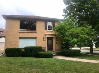 4302 N Stowell Ave, Milwaukee, WI 53211