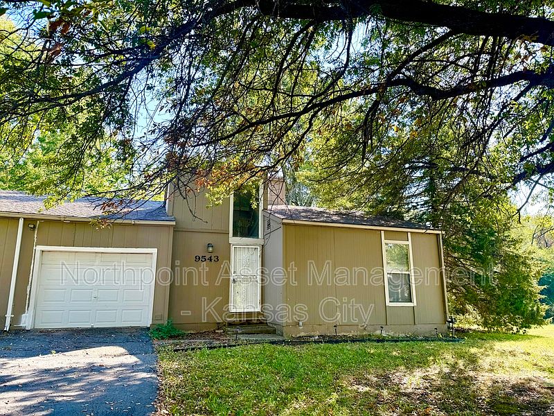 1st image of 9541-9543 Manning Ave