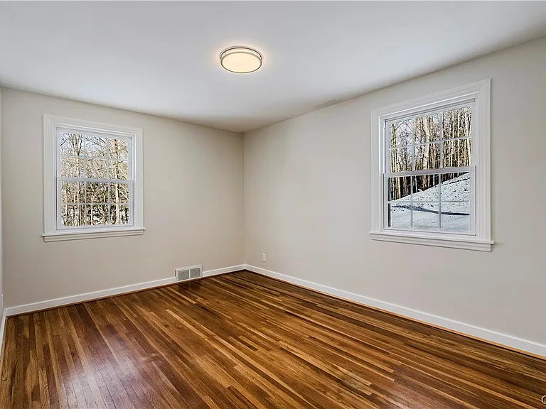 63 Higby Rd — Photo 33
