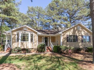 6520 Dresden Ln, Raleigh, NC 27612