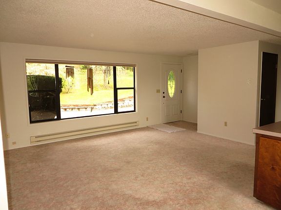 4th image of 2513 Ivy St