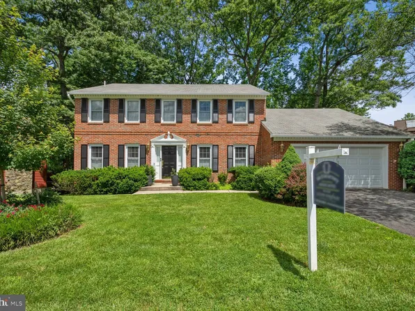 11122 Timberhead Ln, Reston, VA 20191