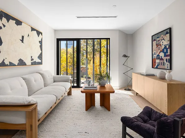 137 Carlton Ave #3, Brooklyn, NY 11205