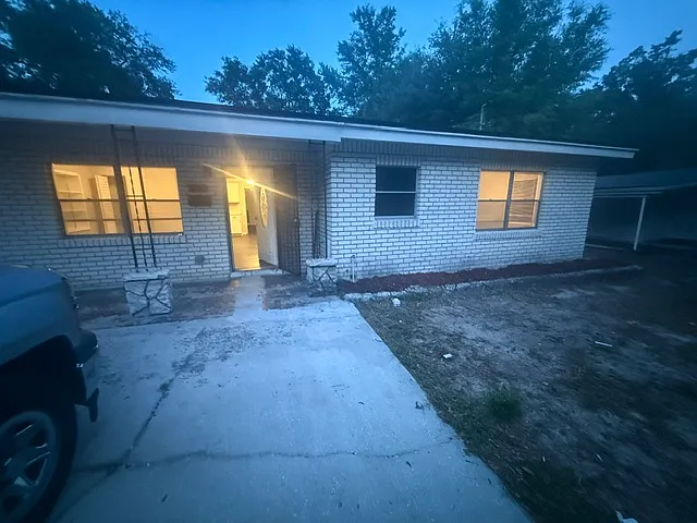 4731 W Castlewood Dr — Photo 26