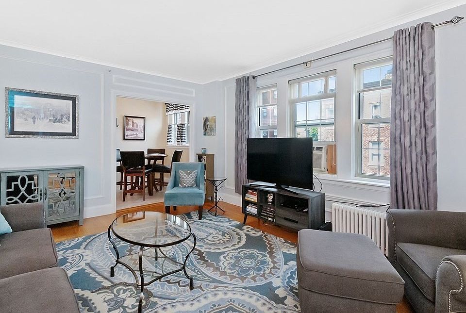 1st image of 1450-1454 Beacon St #444
