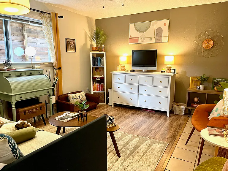 1217 Welch St #2 — Photo 8