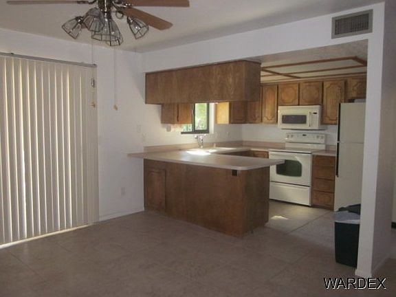 3rd image of 2028 Rainbow Ave N