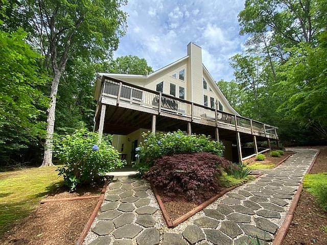 1st image of 698 Saint Tammany Dr