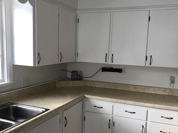 3rd image of 1163 W 27th St #A