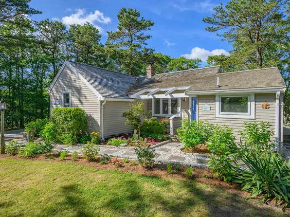160 Marston Avenue #15, Hyannis Port, MA 02647