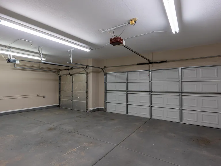 16247 W Monroe St — Photo 17