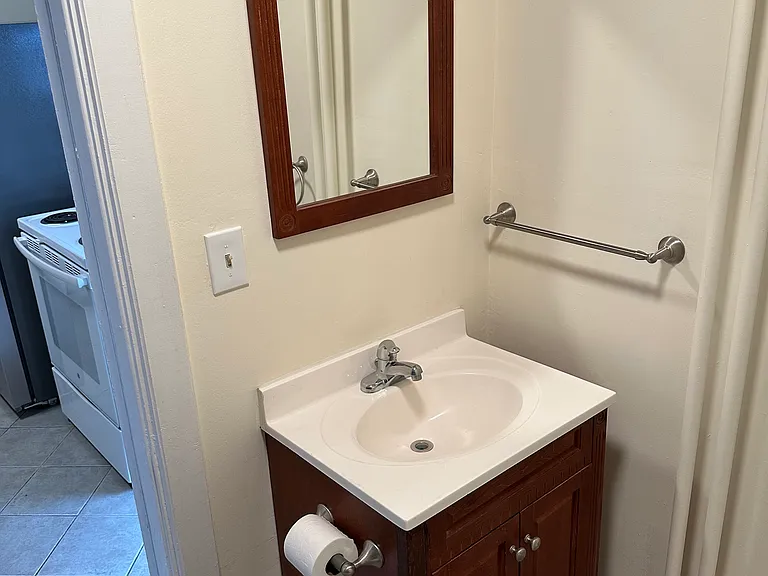 23 North St #1A — Photo 9