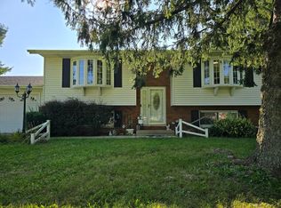 5364 York Rd SW, Pataskala, OH 43062