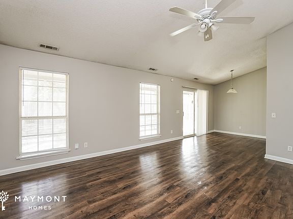 4th image of 258 Apache Dr