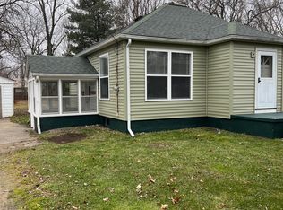 1420 Mintola Ave, Flint, MI 48532