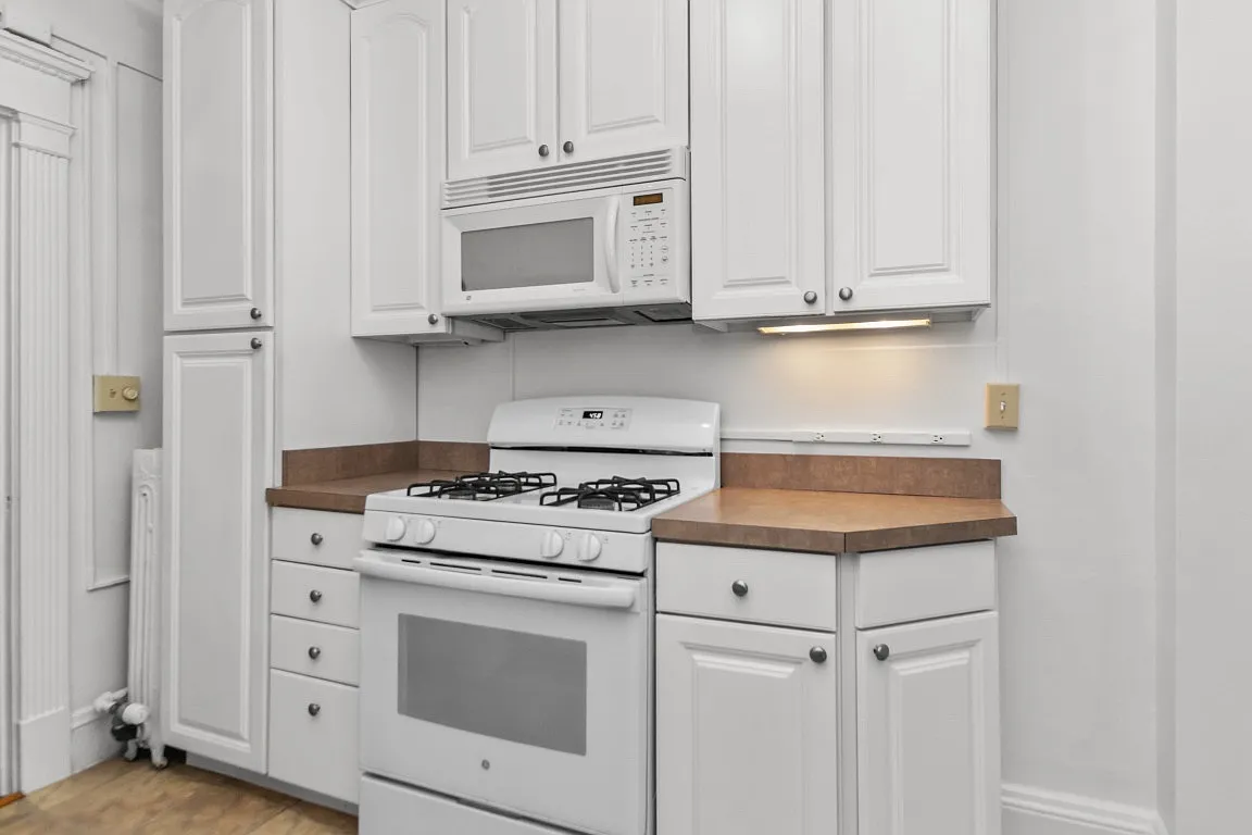 1 bed, 540 sqft, $2,900 — Photo 2