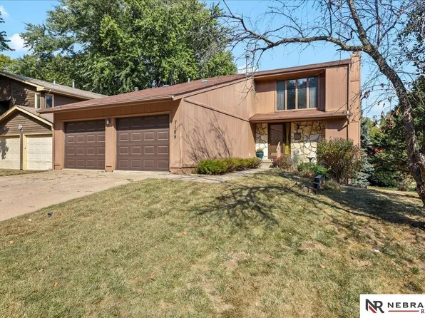 7155 N 81st Plz, Omaha, NE 68122