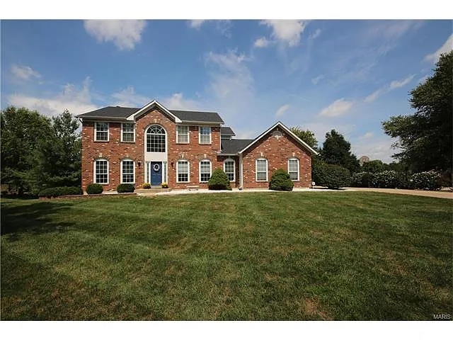 337 Round Tower Dr E photo 1
