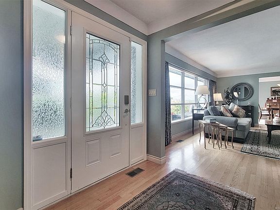 5th image of 4575 Sumner Pl