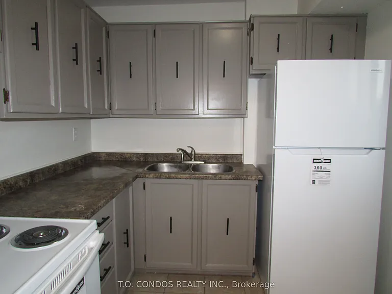 2001 Bonnymede Dr #213 — Photo 11