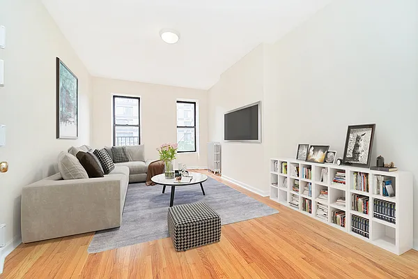 Rented by Living New York | media 15