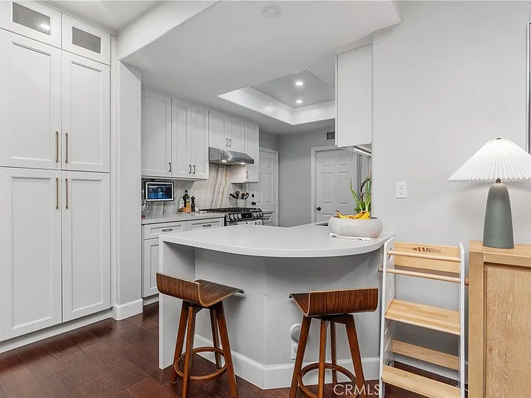 66 Baycrest Ct — Photo 22