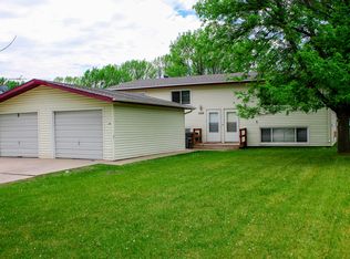 3109 Covent Garden St S, Moorhead, MN 56560