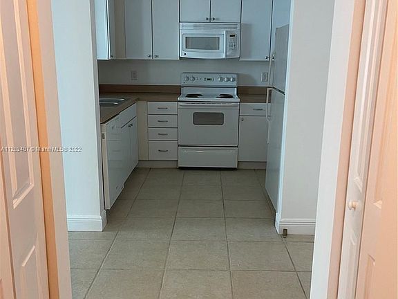 4th image of 1250 S Miami Ave APT 1107