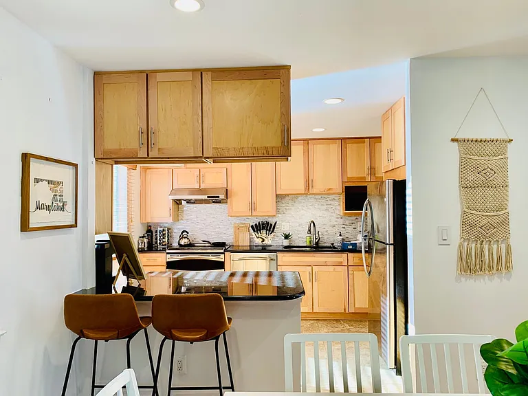 6 Grovepoint Ct — Photo 13