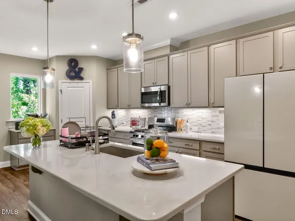 6512 Amber Springs Dr, Durham, NC 27713