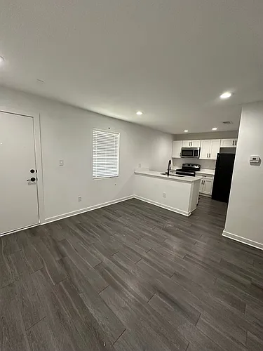 Floor plan 206