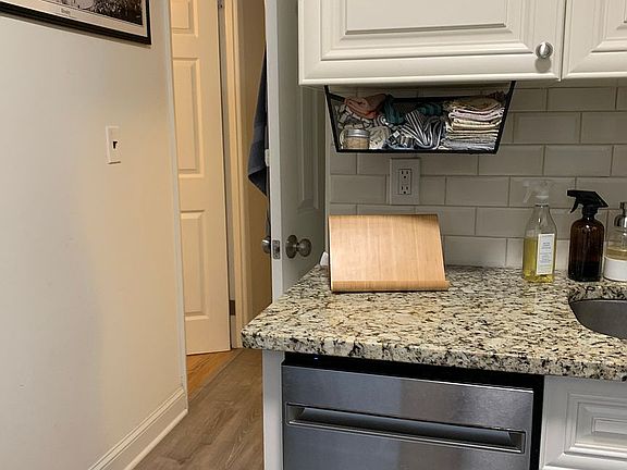 3rd image of 311 Sackett St APT 2