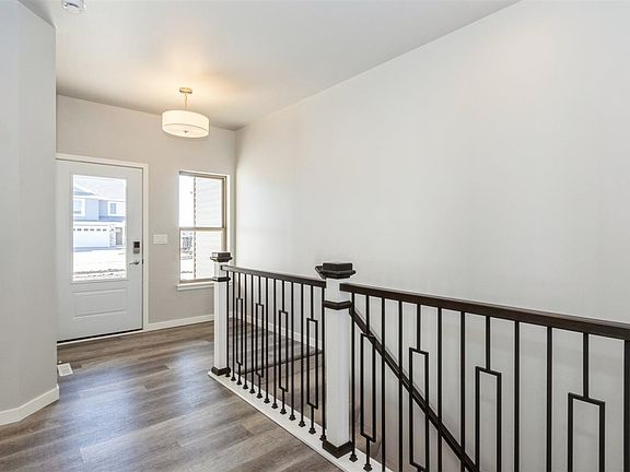 3rd image of 775 Clark Ave