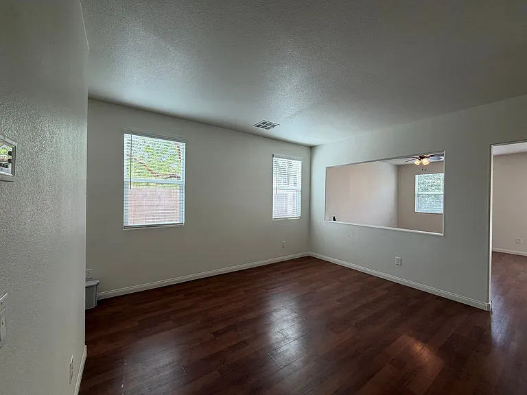 10133 Agon Ct — Photo 4