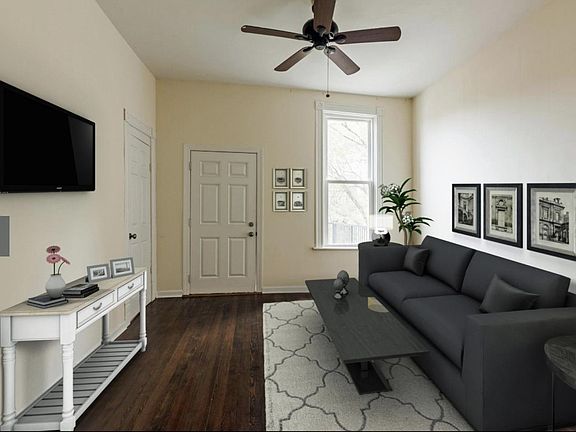 2nd image of 841 N Damen Ave Floor 3