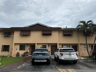 6850 NW 173rd Dr APT 103, Hialeah, FL, 33015