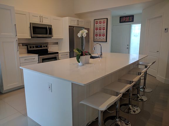 3rd image of 21220 NE 9th Pl #0
